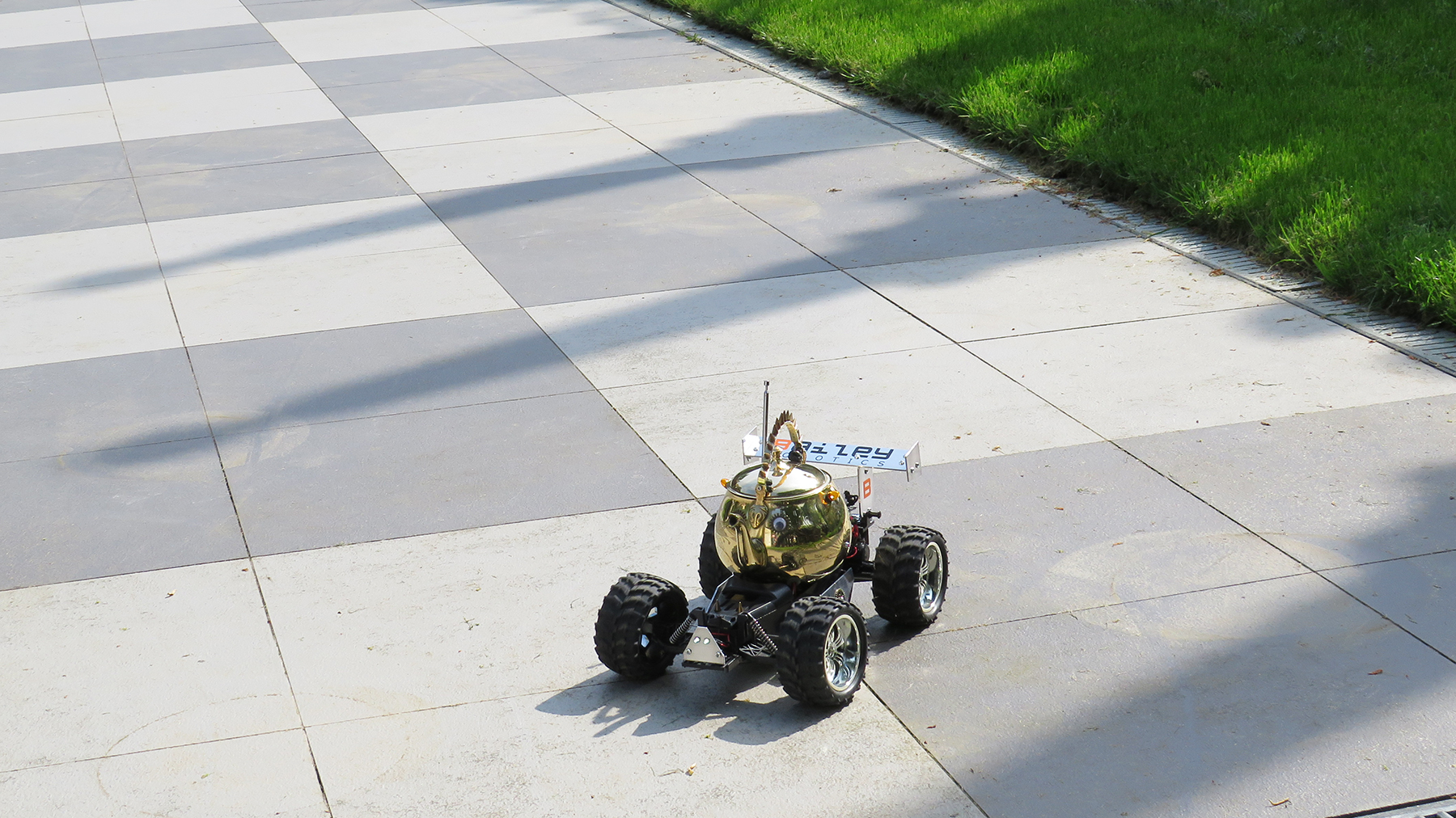 Portmeirion Teapot Racer 1 - Bailey Robotics